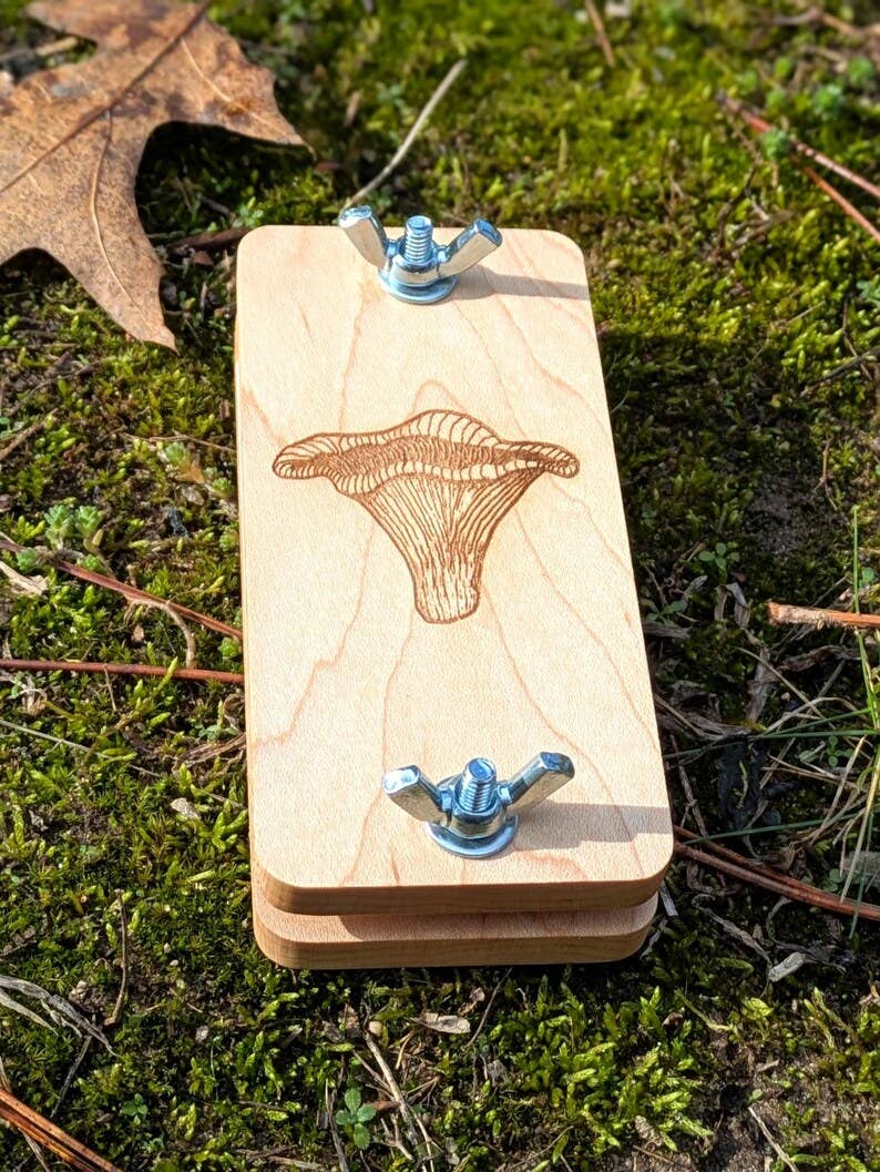 Pocket-Sized Flower Press with Chanterelle Mushroom Design | 2"x4"