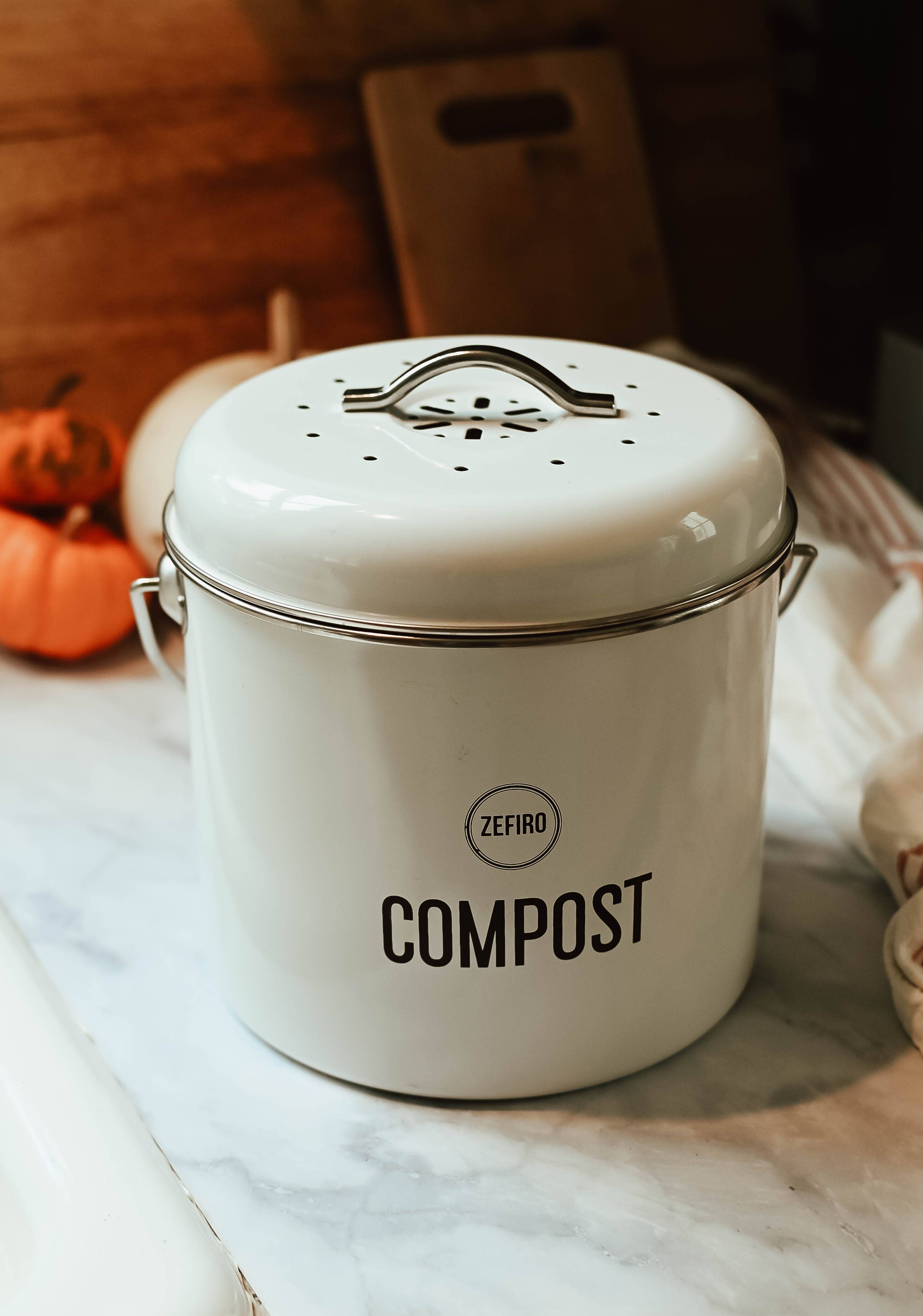Compost Bin by Zefiro