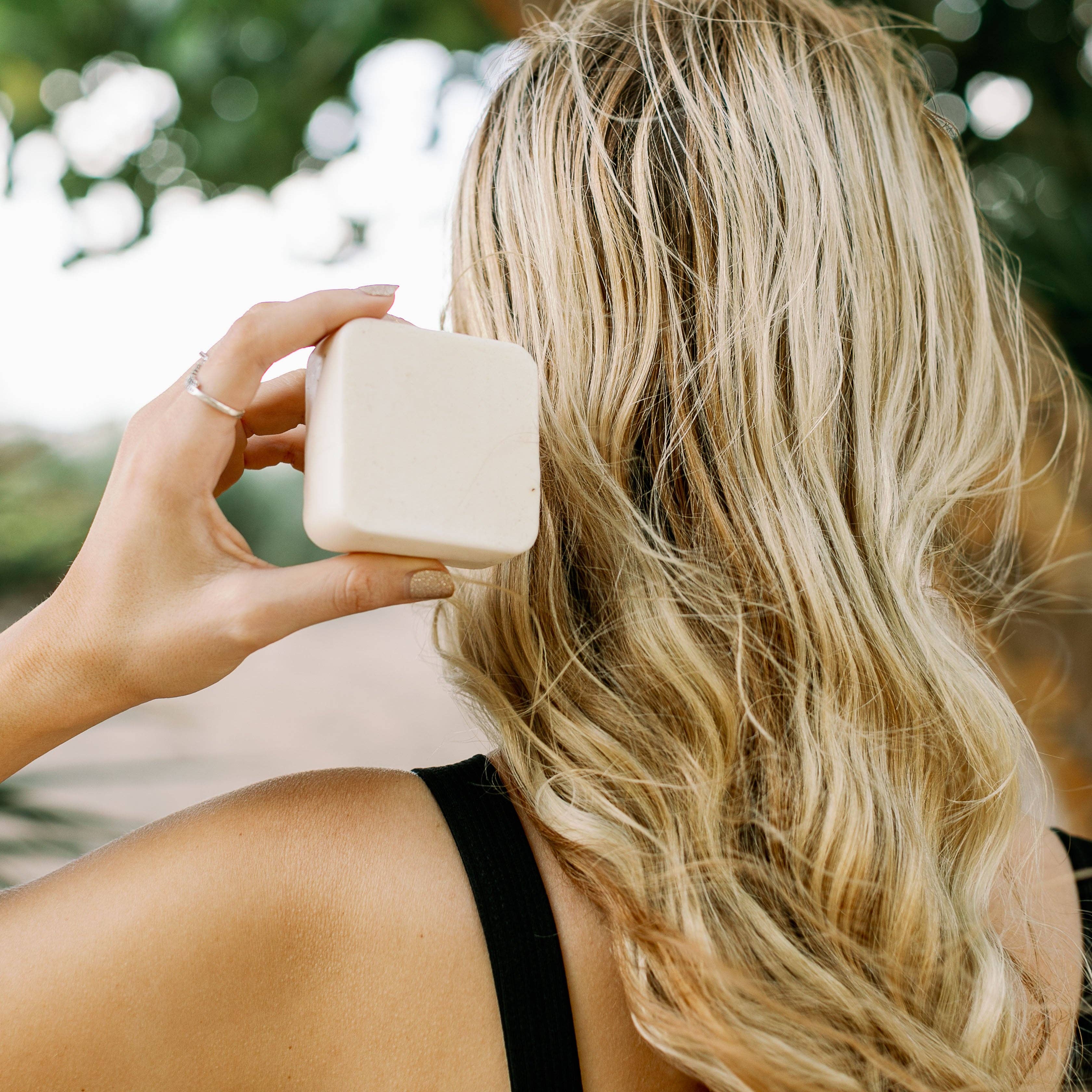 Great Lakes Apple Blossom Dip Shampoo Bar by Dip