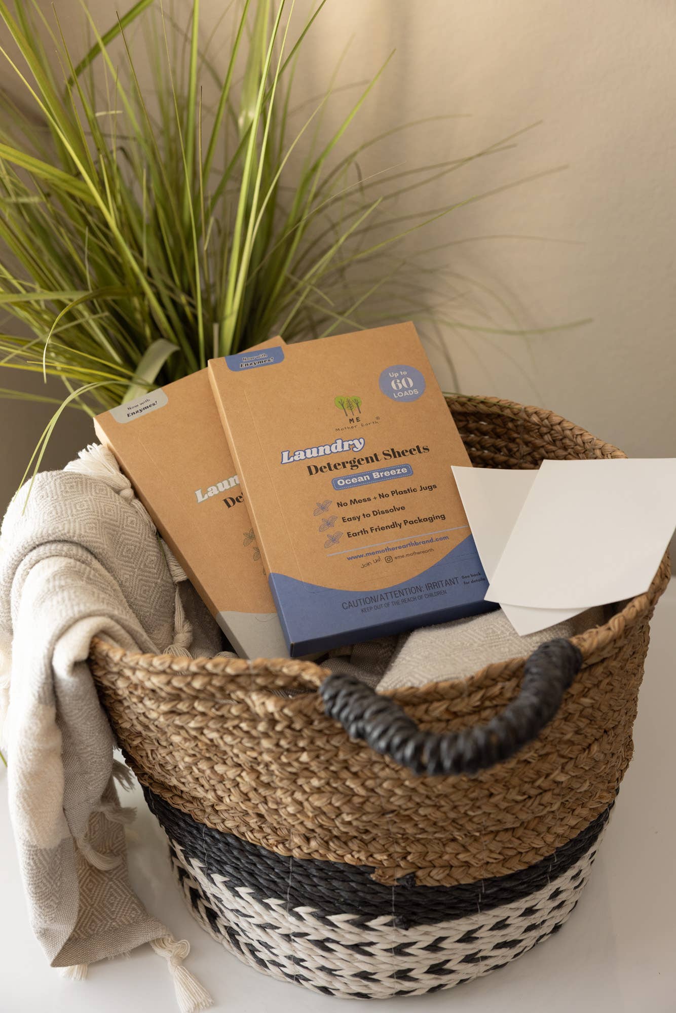 Ocean Breeze 60-Load Laundry Detergent Sheets by by Me Mother Earth