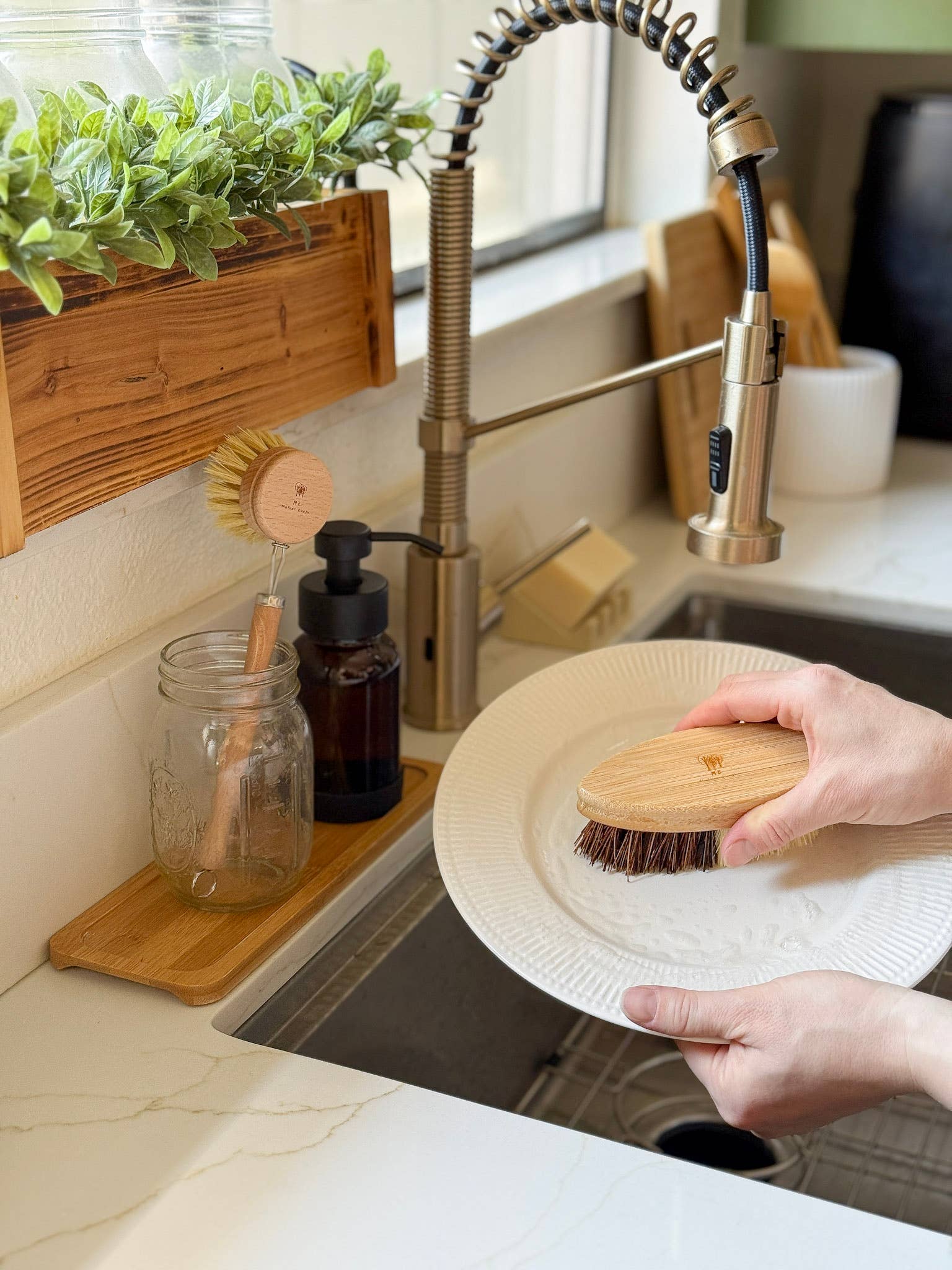 2-in-1 Multipurpose Scrub Brush by Me Mother Earth