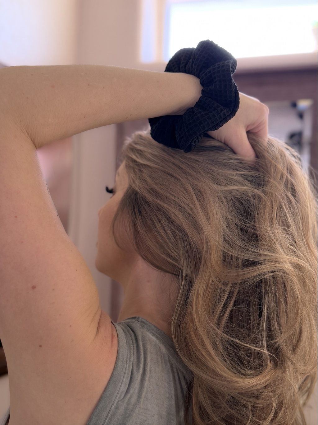 Plastic-Free Scrunchies 2 pack by Me Mother Earth