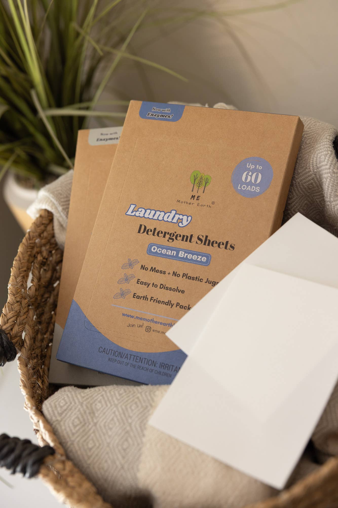 Ocean Breeze 60-Load Laundry Detergent Sheets by by Me Mother Earth